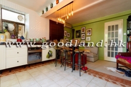 SAI KUNG Village House For Sale | Close to Town with Front Yard