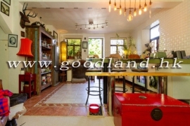 SAI KUNG Village House For Sale | Close to Town with Front Yard