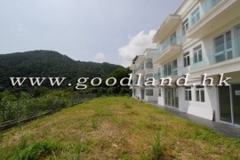 SAI KUNG Renovated Village House For Sale | Sea View & Lawn Garden
