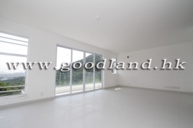 SAI KUNG Renovated Village House For Sale | Sea View & Lawn Garden