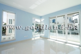 SAI KUNG Village House For Sale | Big Garden & Private Gate
