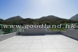 SAI KUNG Village House For Sale | Big Garden & Private Gate