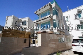 SAI KUNG Village House For Sale | Big Garden & Private Gate