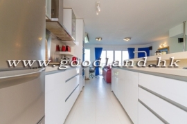 SAI KUNG Sea View Village House For Sale | Private Roof & Parking