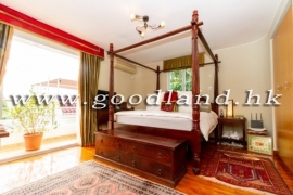 SAI KUNG Village House For Sale | Communal Pool & Garden