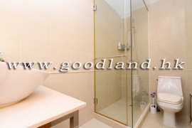 SAI KUNG Village House For Sale | Communal Pool & Garden