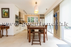 SAI KUNG Detached Villa For Sale | Huge Gated Garden & Greenery View
