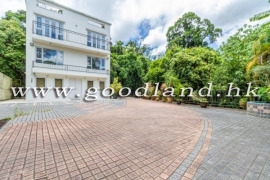 SAI KUNG Detached Villa For Sale | Huge Gated Garden & Greenery View