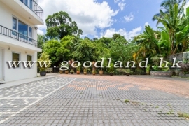 SAI KUNG Detached Villa For Sale | Huge Gated Garden & Greenery View