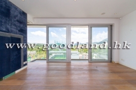 SAI KUNG Renovated Village House For Sale | Garden & Greenery View