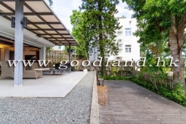 SAI KUNG Detached House For Sale | Huge Garden, Parking & Communal Pool