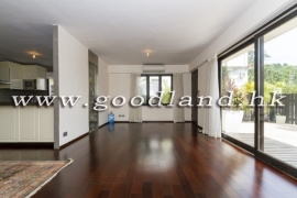 SAI KUNG Peaceful Village House For Sale | Huge Lawn Garden & Sea View