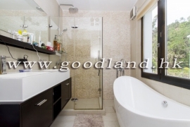SAI KUNG Peaceful Village House For Sale | Huge Lawn Garden & Sea View