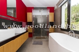 SAI KUNG Peaceful Village House For Sale | Huge Lawn Garden & Sea View