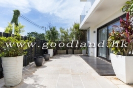 SAI KUNG Peaceful Village House For Sale | Huge Lawn Garden & Sea View