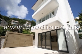 SAI KUNG Village House For Sale | Communal Pool & Spacious Layout