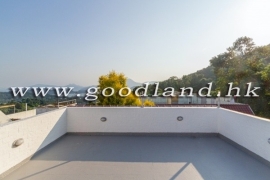 SAI KUNG Village House For Sale | Communal Pool & Spacious Layout