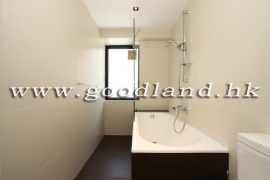 SAI KUNG Village House For Sale | Tranquil Location & Private Gate Parking