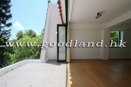SAI KUNG Village House For Sale | Tranquil Location & Private Gate Parking