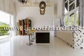 SAI KUNG Detached Village House For Sale | Sea View &amp; Huge Split-Level Garden