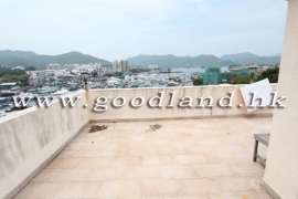 SAI KUNG Village House For Sale | Sea View, Huge Garden &amp; Convenient Transport