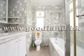 SAI KUNG Village House For Sale | Sea View, Huge Garden &amp; Convenient Transport
