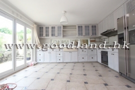 SAI KUNG Village House For Sale | Sea View, Huge Garden &amp; Convenient Transport