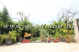 SAI KUNG Village House For Sale | Sea View, Huge Garden &amp; Convenient Transport