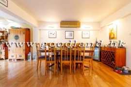 SAI KUNG Whole Block Villa For Sale | Lovely Garden & Greenery View