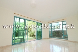SAI KUNG Village House For Sale | Resort Complex, Pool &amp; Lawn Garden