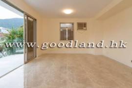 SAI KUNG Village House For Sale | Gated Community & Communal Pool