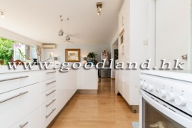 SAI KUNG Village House For Sale | Lawn Garden, Greenery &amp; Sea View
