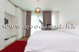 SAI KUNG Village House For Sale | Managed Complex & Peaceful Location
