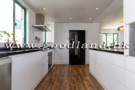 SAI KUNG Village House For Sale | Managed Complex & Peaceful Location