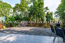 SAI KUNG Renovated Village House For Sale | Lawn Garden & Greenery View