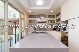 SAI KUNG Village House For Sale | Huge Lawn Garden, Sea View & Covered Parking