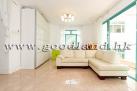SAI KUNG Detached Village House For Sale | Communal Pool & Partial Sea View