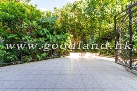SAI KUNG Village House For Sale | Sea View & Huge Garden Near Town