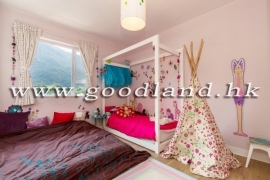 SAI KUNG Peaceful Village House For Sale | Greenery View &amp; Open Kitchen