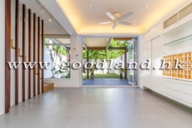 SAI KUNG Village House For Sale | Huge Gated Garden &amp; Greenery View