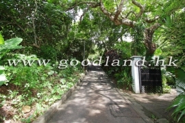 SAI KUNG Village House For Sale | Huge Garden &amp; Private Gate Parking