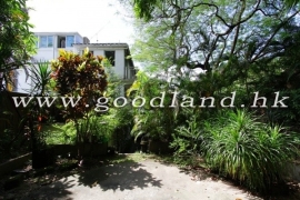 SAI KUNG Village House For Sale | Huge Garden &amp; Private Gate Parking