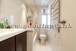 SAI KUNG Detached Villa For Sale | Multi Parking, Wraparound Garden & Pool