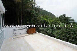 SAI KUNG Village House For Sale | Newly Renovated, Sea View Garden &amp; Peaceful Location