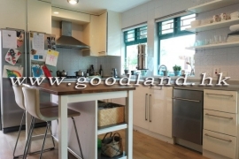 SAI KUNG Village House For Sale | Resort Complex, Communal Pool &amp; Lawn Garden