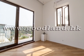 SAI KUNG Village House For Sale | Two Storey, New Renovation & Rooftop Sea View