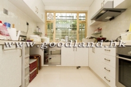 SAI KUNG Village House For Sale | Managed Complex, Spacious Layout & Convenient Transport