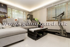 SAI KUNG Village House For Sale | Managed Complex, Spacious Layout & Convenient Transport