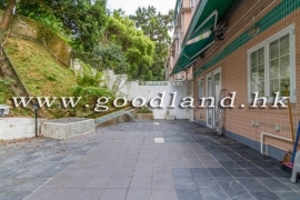 SAI KUNG Waterfront Village House For Sale | Huge Garden, Private Gate Parking & Yacht Club Nearby