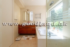 SAI KUNG Village House For Sale | Huge Gated Garden, Multi Parking & Sea Greenery View